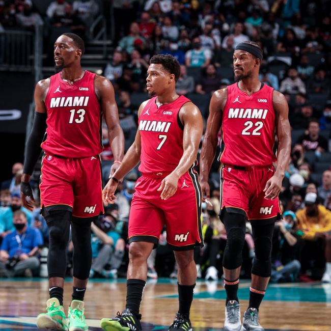 与此同时 与此同时