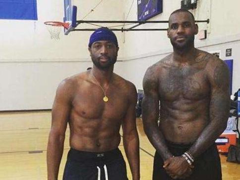 由卡组与东 由卡组与东